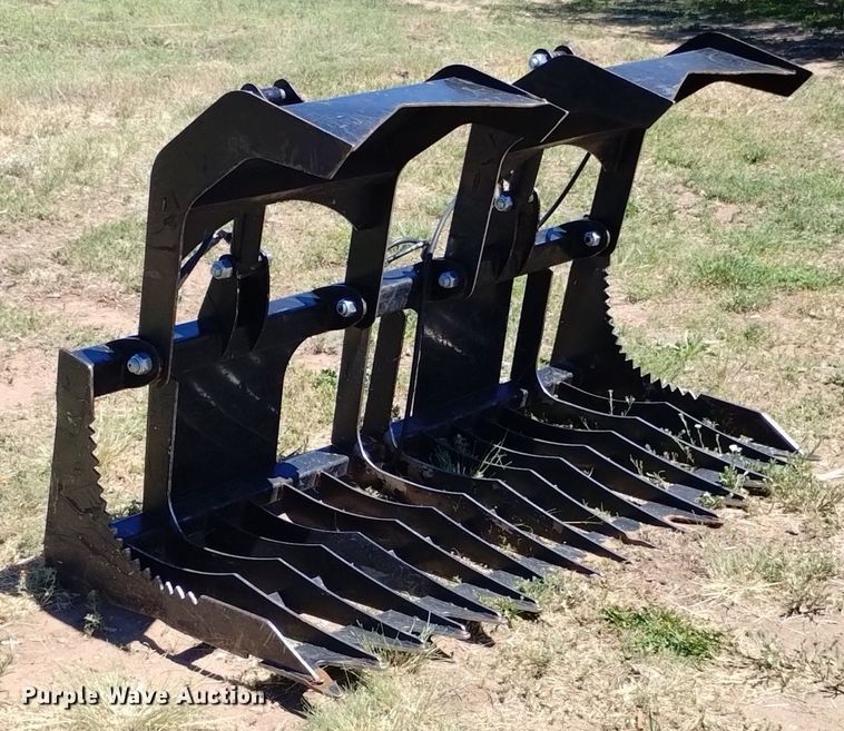 image for item DP3310 Skid steer grapple bucket