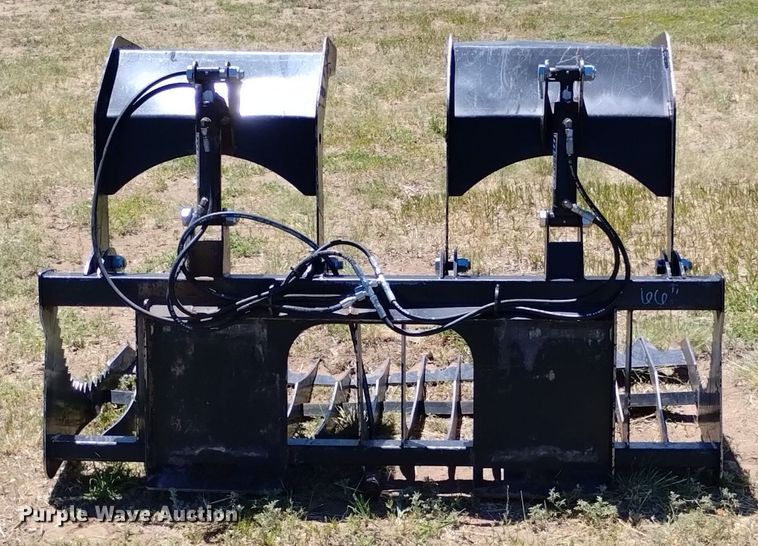 image for item DP3310 Skid steer grapple bucket