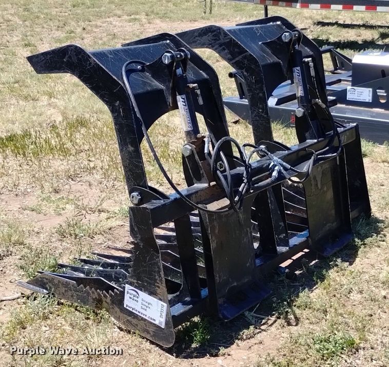 image for item DP3310 Skid steer grapple bucket