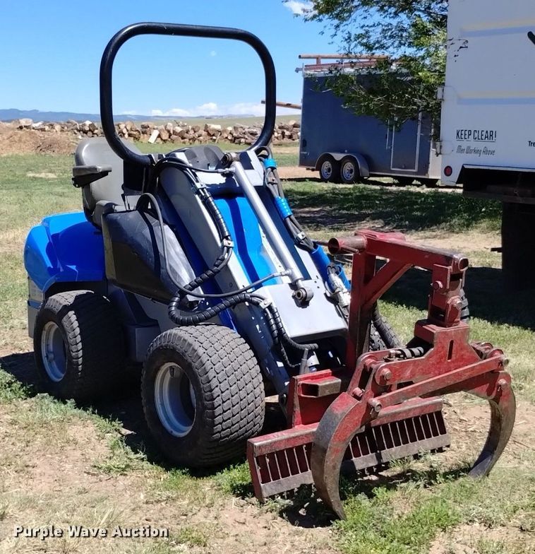 image for item DP3311 CSF SL30  compact utility loader