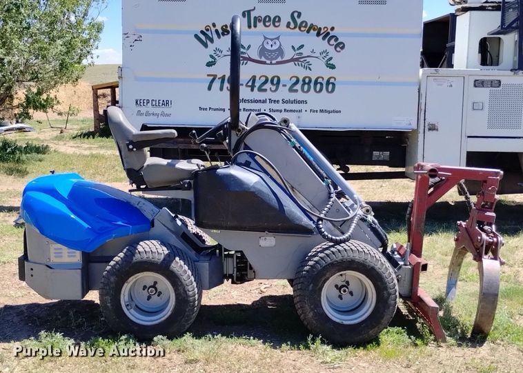 image for item DP3311 CSF SL30  compact utility loader