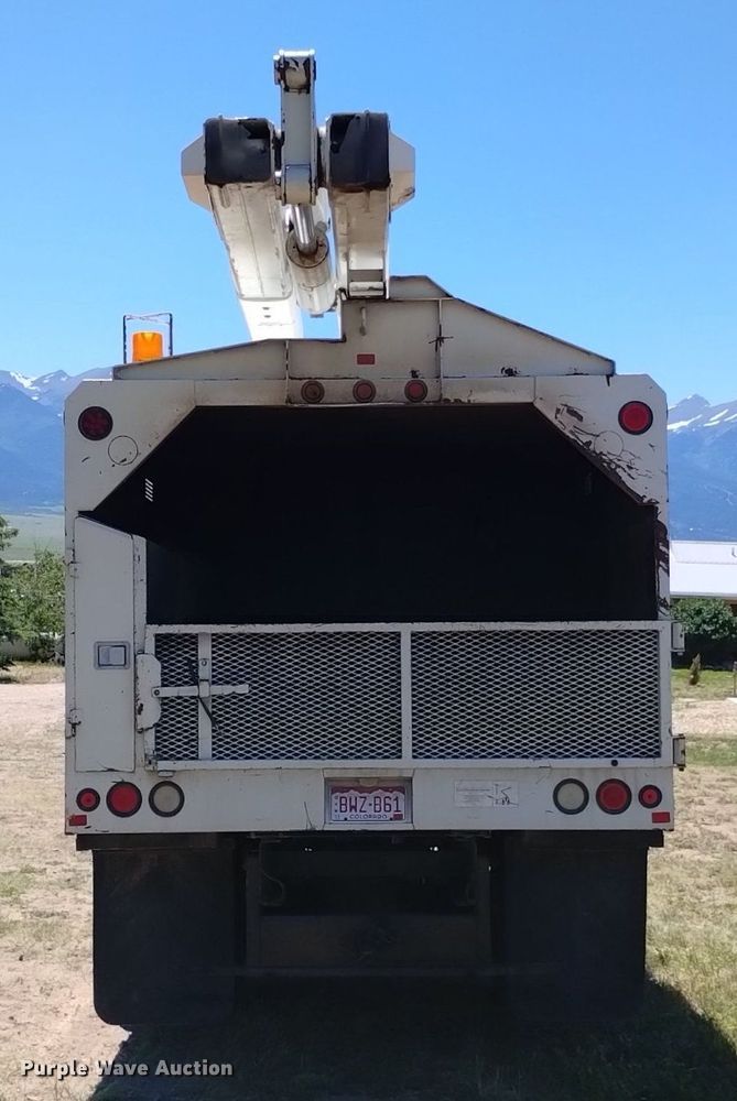 image for item DP3312 2003 International 4300  forestry bucket truck