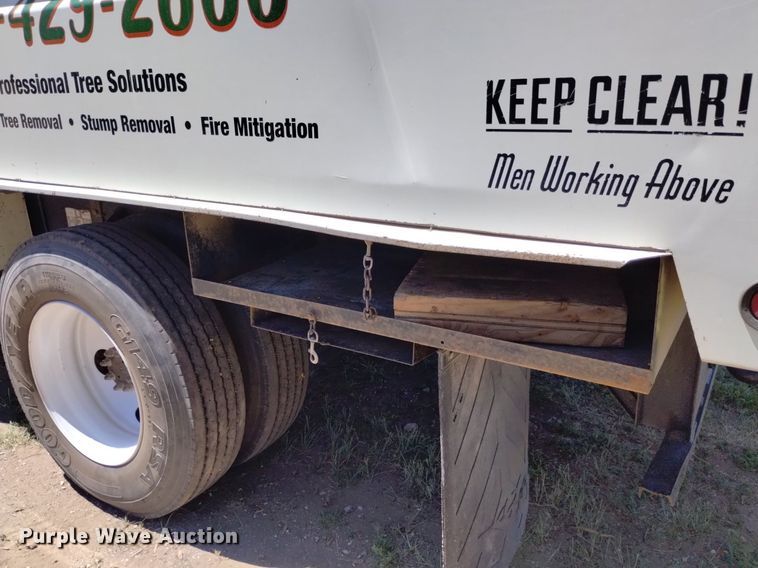 image for item DP3312 2003 International 4300  forestry bucket truck