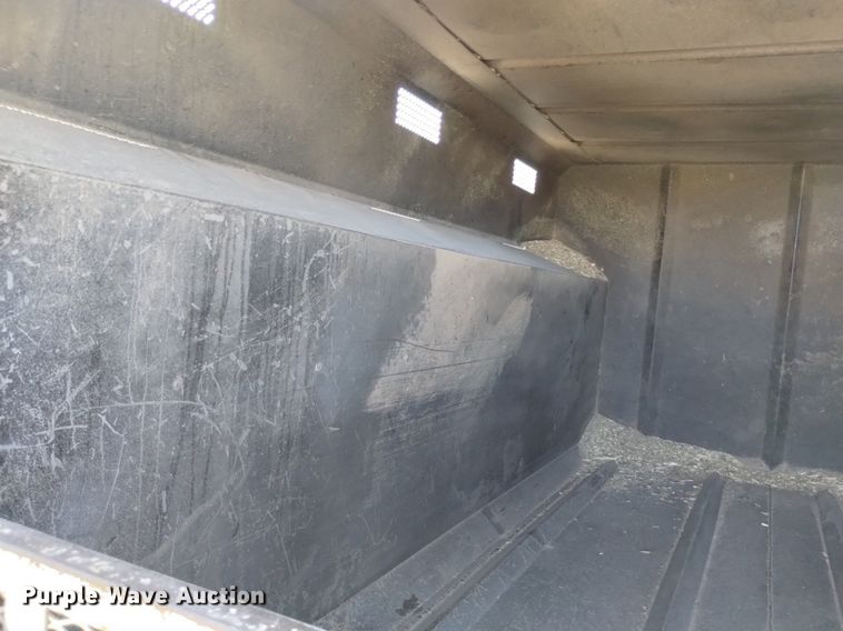 image for item DP3312 2003 International 4300  forestry bucket truck