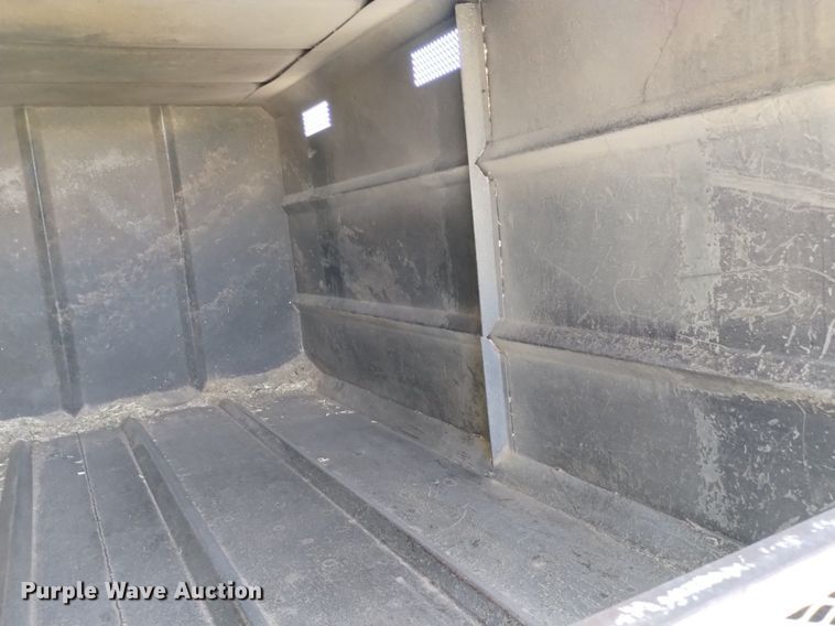 image for item DP3312 2003 International 4300  forestry bucket truck