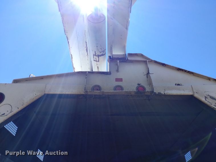 image for item DP3312 2003 International 4300  forestry bucket truck