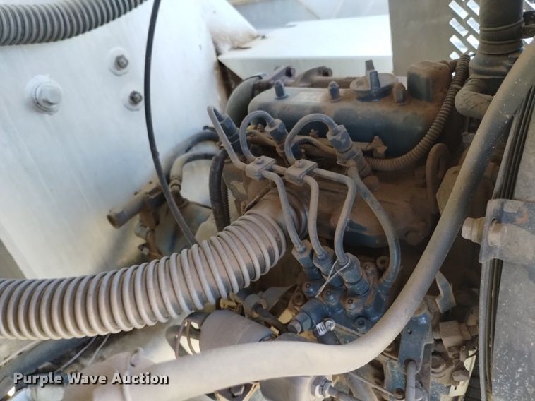 image for item DP3312 2003 International 4300  forestry bucket truck