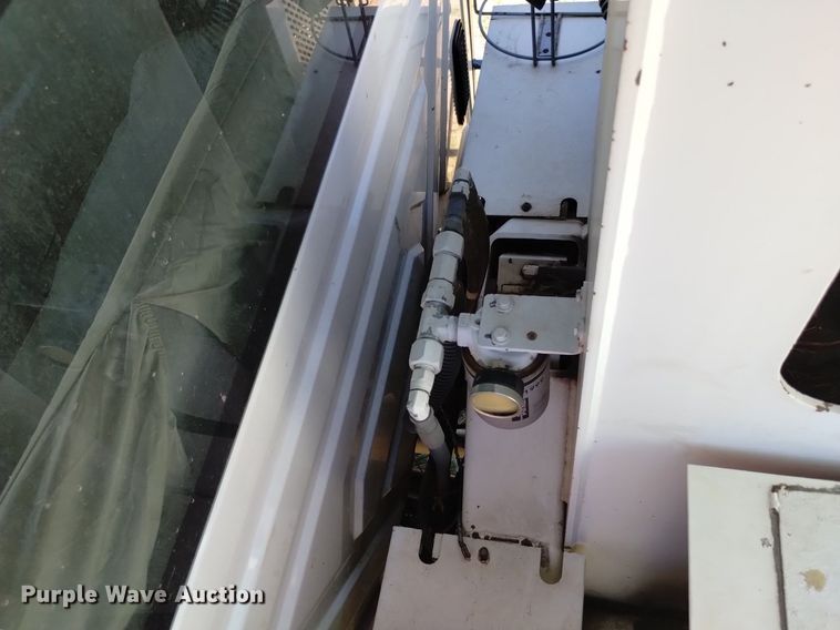 image for item DP3312 2003 International 4300  forestry bucket truck