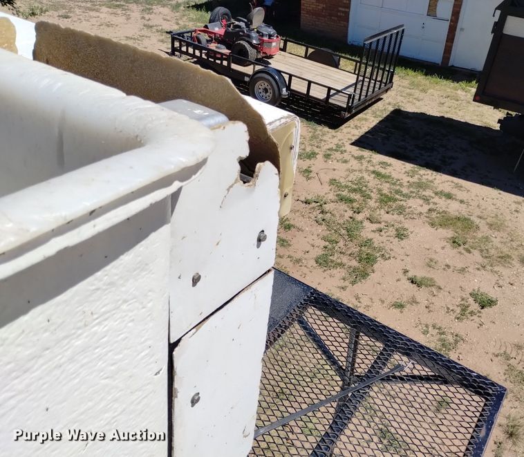 image for item DP3312 2003 International 4300  forestry bucket truck