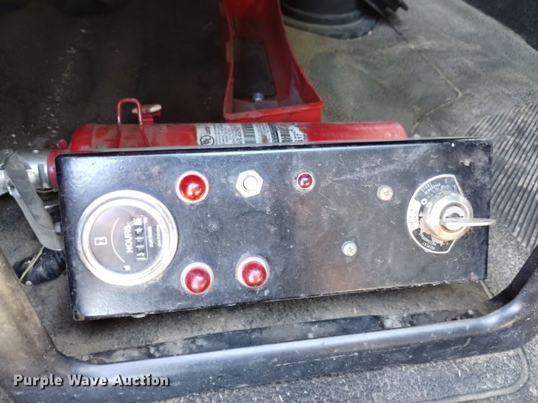 image for item DP3312 2003 International 4300  forestry bucket truck