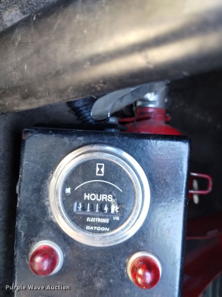 image for item DP3312 2003 International 4300  forestry bucket truck