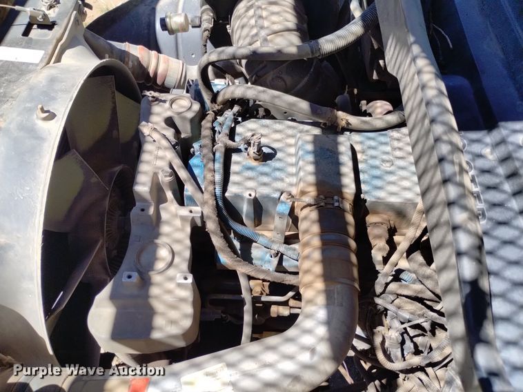 image for item DP3312 2003 International 4300  forestry bucket truck