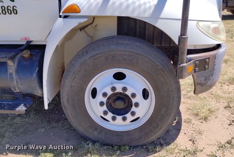 image for item DP3312 2003 International 4300  forestry bucket truck