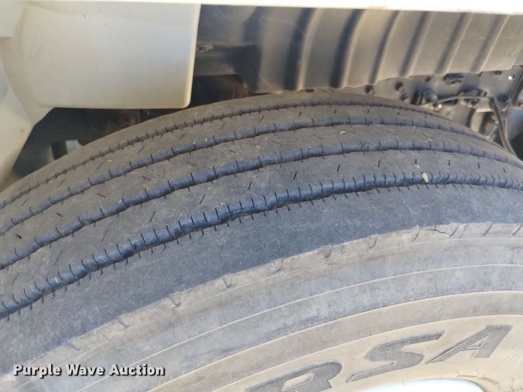 image for item DP3312 2003 International 4300  forestry bucket truck