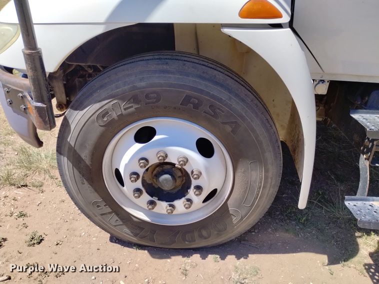 image for item DP3312 2003 International 4300  forestry bucket truck