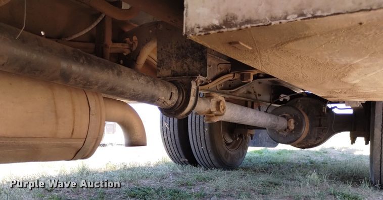 image for item DP3312 2003 International 4300  forestry bucket truck