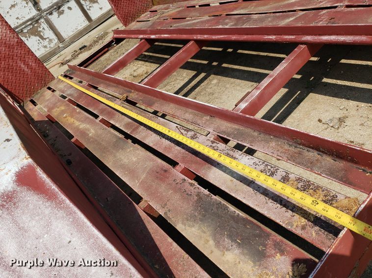 image for item DP7989 1990 JFW  equipment trailer