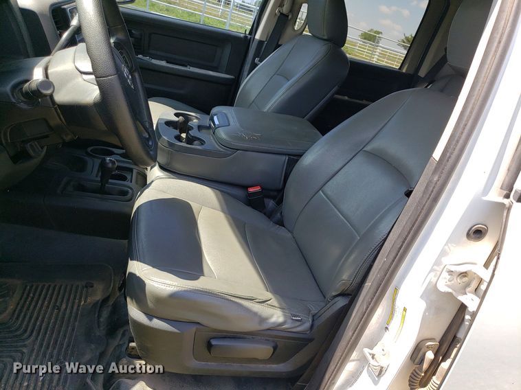 image for item DP8056 2014 Dodge Ram 2500  Crew Cab pickup truck