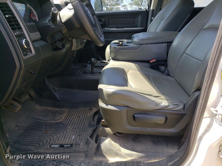 image for item DP8056 2014 Dodge Ram 2500  Crew Cab pickup truck