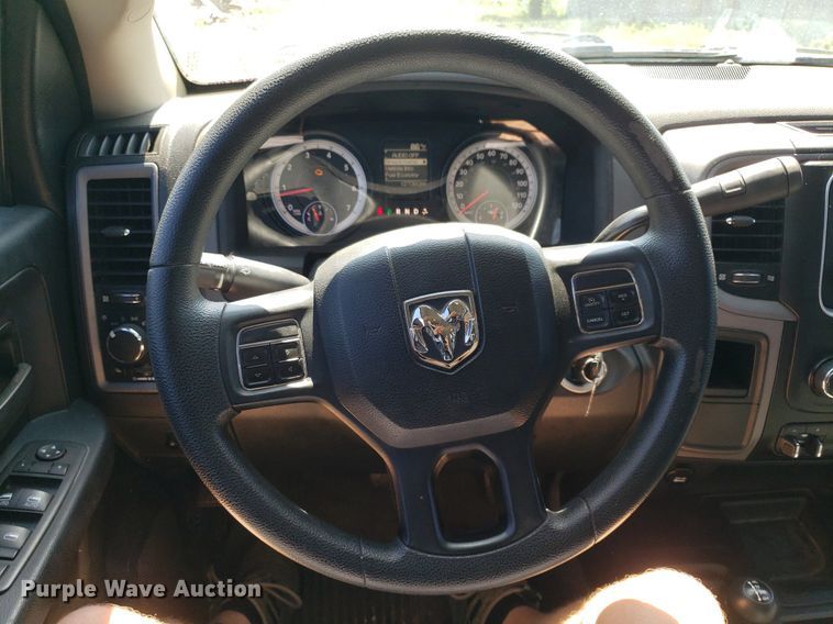 image for item DP8056 2014 Dodge Ram 2500  Crew Cab pickup truck