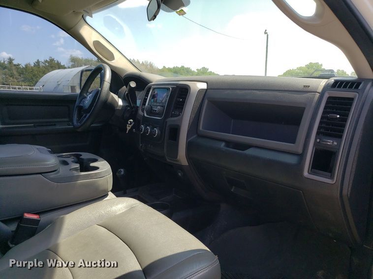 image for item DP8056 2014 Dodge Ram 2500  Crew Cab pickup truck