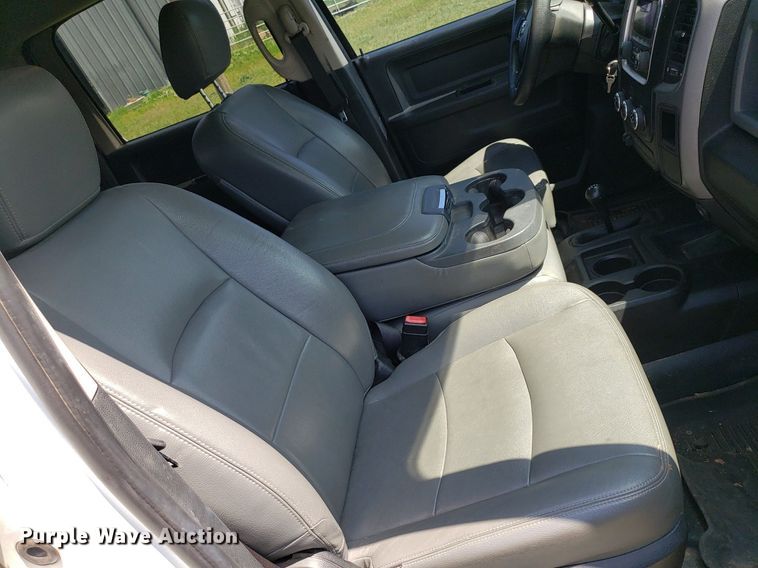 image for item DP8056 2014 Dodge Ram 2500  Crew Cab pickup truck