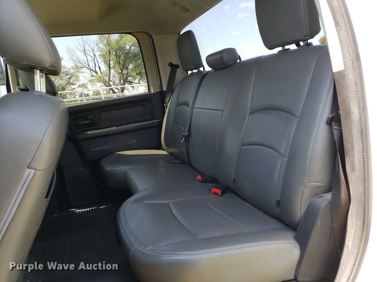 image for item DP8056 2014 Dodge Ram 2500  Crew Cab pickup truck