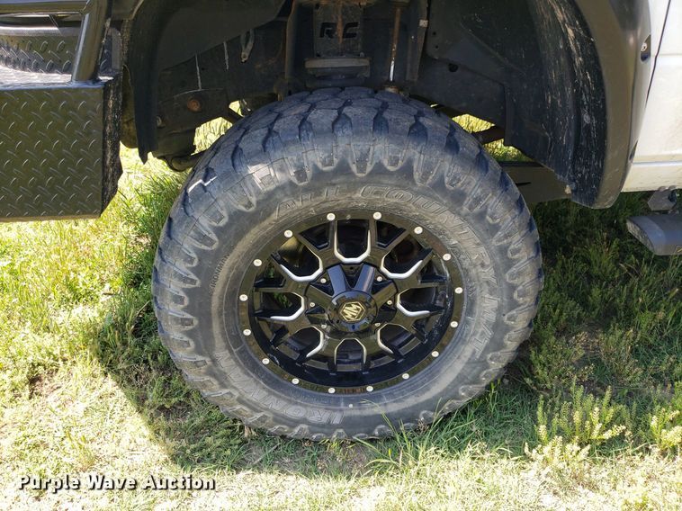 image for item DP8056 2014 Dodge Ram 2500  Crew Cab pickup truck