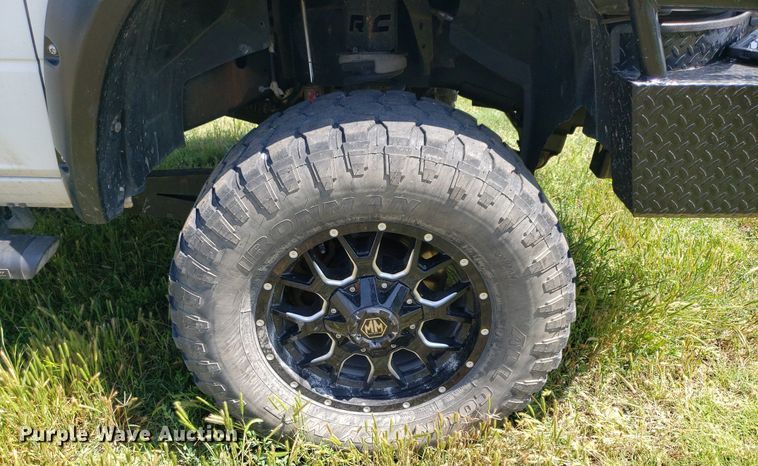 image for item DP8056 2014 Dodge Ram 2500  Crew Cab pickup truck