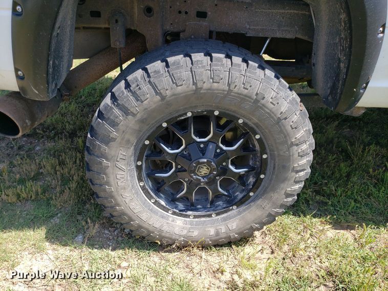 image for item DP8056 2014 Dodge Ram 2500  Crew Cab pickup truck