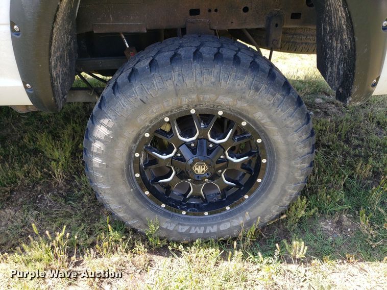 image for item DP8056 2014 Dodge Ram 2500  Crew Cab pickup truck