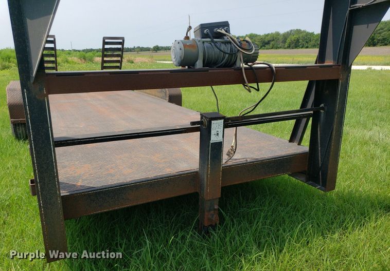 image for item DP8065 2005 Circle D  equipment trailer