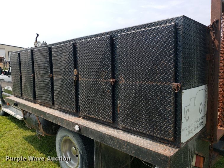 image for item DP8066 2003 Chevrolet 3500  utility bed pickup truck