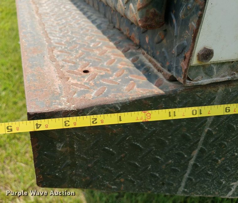 image for item DP8066 2003 Chevrolet 3500  utility bed pickup truck