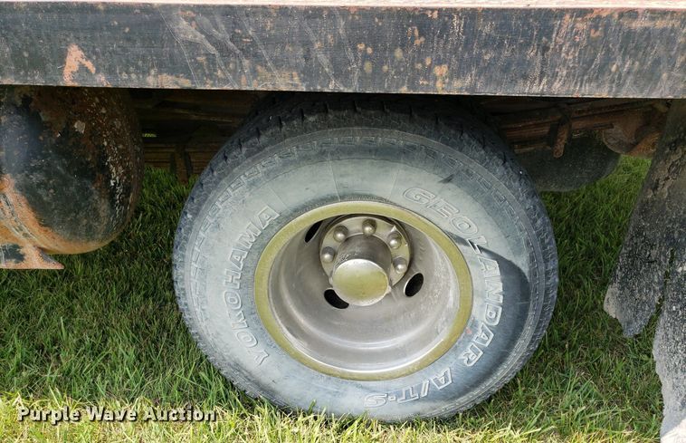 image for item DP8066 2003 Chevrolet 3500  utility bed pickup truck