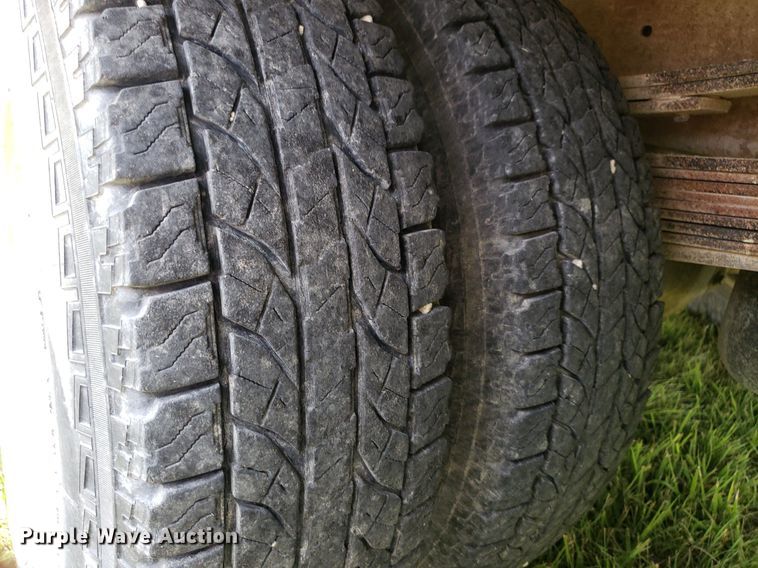 image for item DP8066 2003 Chevrolet 3500  utility bed pickup truck