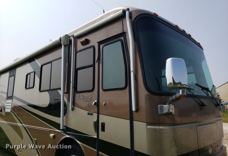 image for item DP8067 2001 Monaco Dynasty Coach  RV