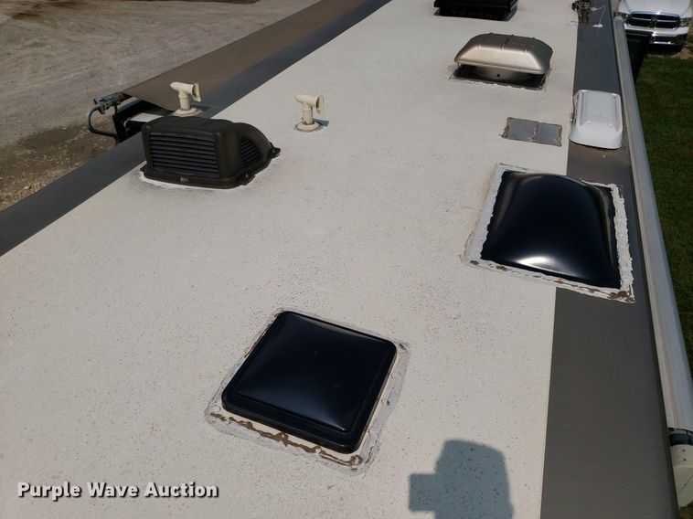 image for item DP8067 2001 Monaco Dynasty Coach  RV