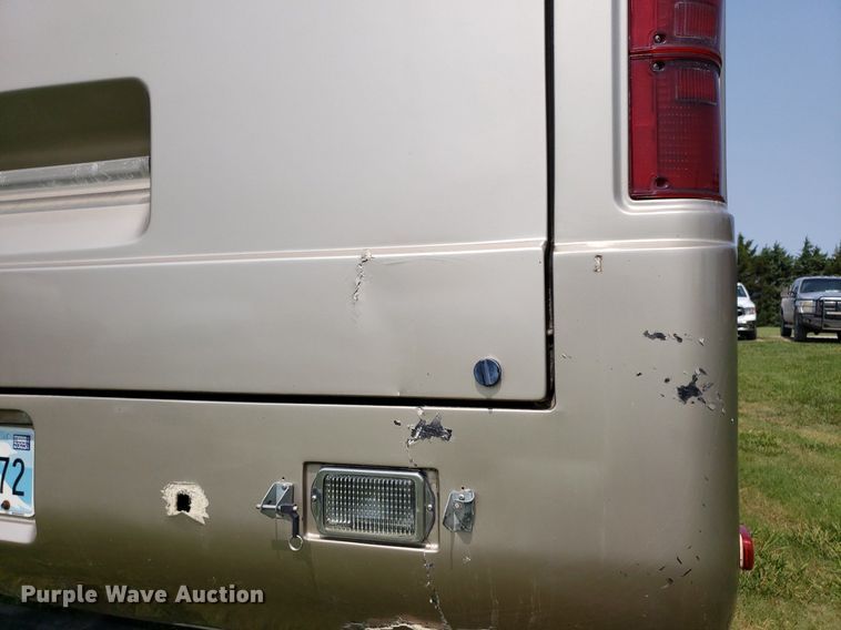 image for item DP8067 2001 Monaco Dynasty Coach  RV