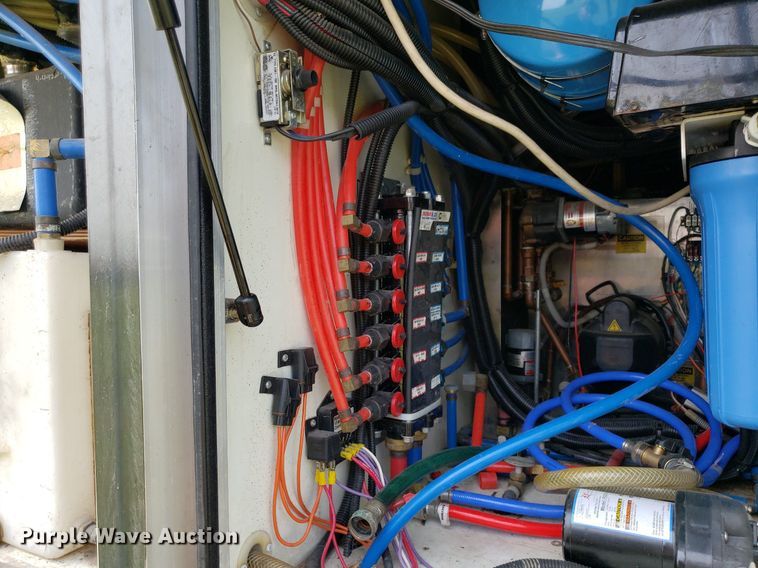 image for item DP8067 2001 Monaco Dynasty Coach  RV