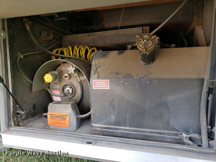 image for item DP8067 2001 Monaco Dynasty Coach  RV