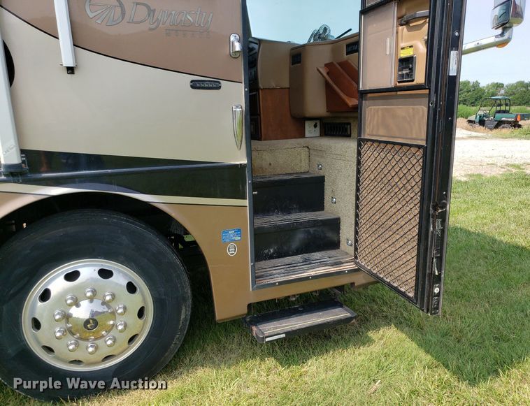 image for item DP8067 2001 Monaco Dynasty Coach  RV