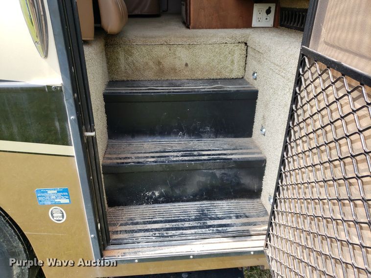 image for item DP8067 2001 Monaco Dynasty Coach  RV