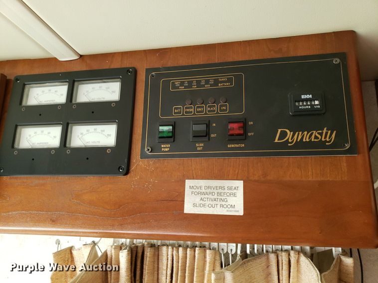 image for item DP8067 2001 Monaco Dynasty Coach  RV