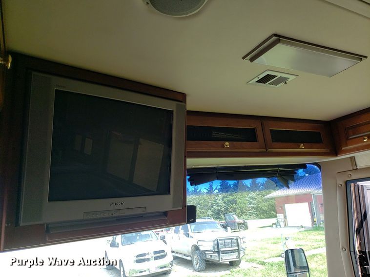 image for item DP8067 2001 Monaco Dynasty Coach  RV