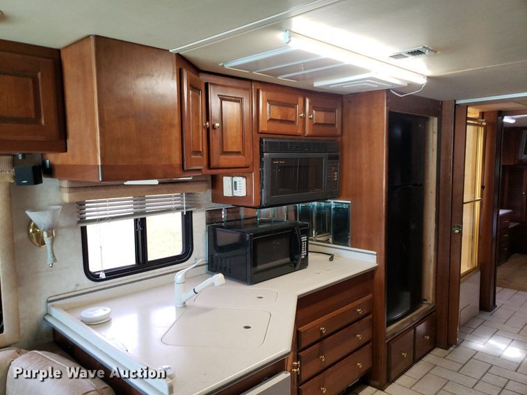 image for item DP8067 2001 Monaco Dynasty Coach  RV