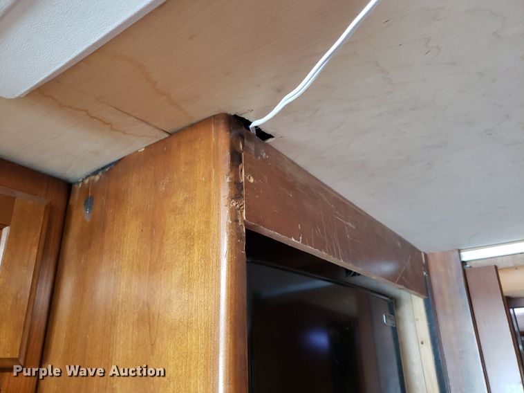 image for item DP8067 2001 Monaco Dynasty Coach  RV