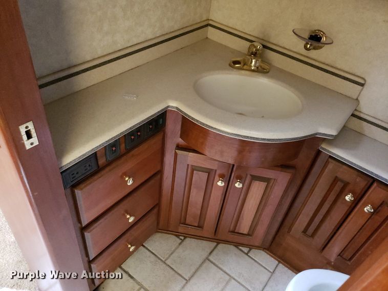 image for item DP8067 2001 Monaco Dynasty Coach  RV