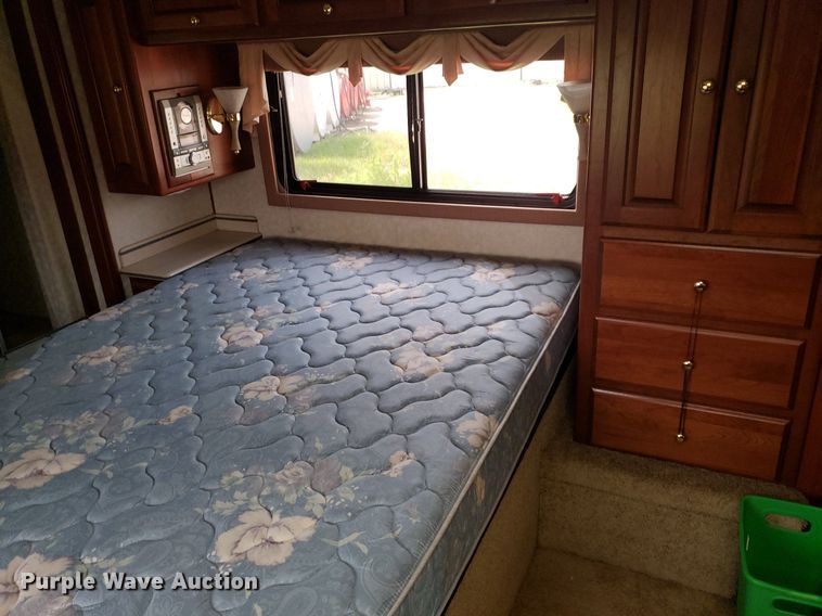 image for item DP8067 2001 Monaco Dynasty Coach  RV