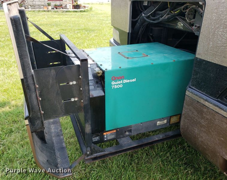 image for item DP8067 2001 Monaco Dynasty Coach  RV